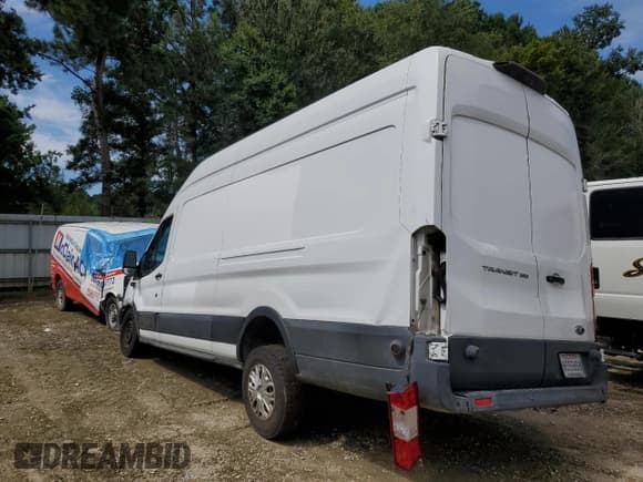 ✅ 2018 Ford Transit • VIN: 1FTBW3XM1JKA94574 • Lot: 64987425. Wystawiony na Copart z przebiegiem Nie podano. Bezpłatny archiwum sprzedaży aukcyjnych z USA i szczegółowy raport historii pojazdu na DreamBid. Zdjęcie 2.