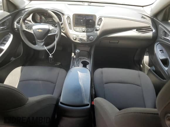 2019 Chevrolet Malibu LS z VIN 1G1ZC5STXKF190286, wystawiony jako Copart lot #62996925 z przebiegiem 130 010 mil mil oraz Szkoda całkowita • Salvage title. Historia ofert i sprzedaży dostępna na DreamBid. Obrazek 8.