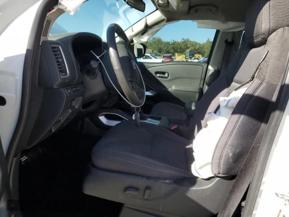 ✅ 2024 Nissan Frontier SV • VIN: 1N6ED1FK2RN657923 • Lot: 84277234. Listed on Copart with 9,165 mi. Free auction sales archive from the USA and detailed vehicle history report at DreamBid. Image 7.