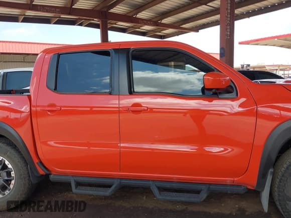 ✅ 2025 Nissan Frontier Pro-4X • VIN: 1N6ED1EK2SN609426 • Лот: 42397424. Опубликован ранее на IAAI с пробегом 675 миль. Бесплатный доступ к архиву аукционных продаж из США и подробный отчёт об истории автомобиля на DreamBid. Изображение 13.