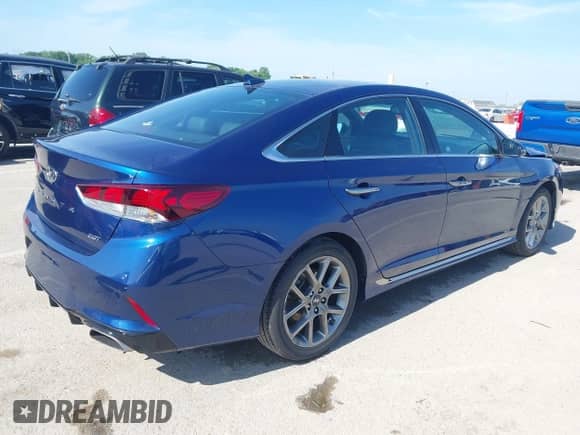 2018 Hyundai Sonata Limited with VIN 5NPE34AB8JH646718, listed as a IAAI auction lot 42545948 with 128,514 mi miles and . Bid and sale history available at DreamBid. Image 4.