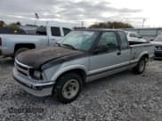 ✅ 1995 Chevrolet S-10 LS • VIN: 1GCCS19W6S8190511 • Лот: 84840244. Опубликован ранее на Copart с пробегом 232 828 миль. Бесплатный доступ к архиву аукционных продаж из США и подробный отчёт об истории автомобиля на DreamBid. Изображение 1.