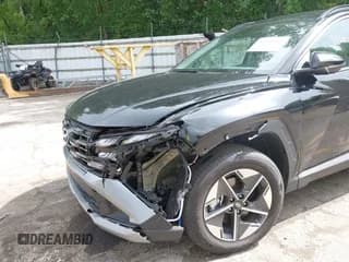 ✅ 2025 Hyundai Tucson SEL • VIN: 3KMJBCDE4SE004887 • Лот: 42592042. Опубликован ранее на IAAI с пробегом 7 147 миль. Бесплатный доступ к архиву аукционных продаж из США и подробный отчёт об истории автомобиля на DreamBid. Изображение 6.