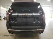✅ 2021 Chevrolet Suburban Premier • VIN: 1GNSCFKD2MR318276 • Lot: 37848743. Wystawiony na Copart z przebiegiem 33 165 mil. Bezpłatny archiwum sprzedaży aukcyjnych z USA i szczegółowy raport historii pojazdu na DreamBid. Zdjęcie 6.