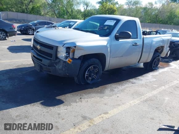 ✅ 2010 Chevrolet Silverado 1500 Work Truck • VIN: 1GCPCPEX9AZ138718 • Lot: 42190030. Listed on IAAI with 127,929 mi. Free auction sales archive from the USA and detailed vehicle history report at DreamBid. Image 2.