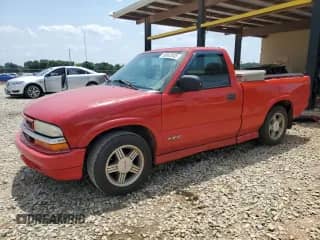 1999 Chevrolet S-10 с VIN 1GCCS1446XK154494, выставлен на аукционе Copart как лот 59982845 с пробегом 280 190 миль миль и Списание • Salvage title. История ставок и продаж доступна на DreamBid. Изображение 1.