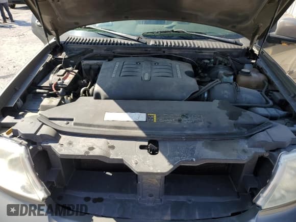 ✅ 2003 Lincoln Navigator Ultimate • VIN: 5LMFU27R73LJ47474 • Лот: 51921705. Опубликован ранее на Copart с пробегом 180 372 миль. Бесплатный доступ к архиву аукционных продаж из США и подробный отчёт об истории автомобиля на DreamBid. Изображение 12.