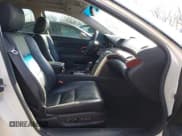 ✅ 2010 Acura RL Technology • VIN: JH4KB2F6XAC002735 • Lot: 41801164. Wystawiony na IAAI z przebiegiem 125 757 mil. Bezpłatny archiwum sprzedaży aukcyjnych z USA i szczegółowy raport historii pojazdu na DreamBid. Zdjęcie 5.