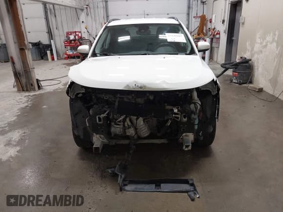 ✅ 2020 Jeep Compass Latitude • VIN: 3C4NJDBB9LT192597 • Lot: 43445567. Wystawiony na IAAI z przebiegiem 19 918 mil. Bezpłatny archiwum sprzedaży aukcyjnych z USA i szczegółowy raport historii pojazdu na DreamBid. Zdjęcie 13.