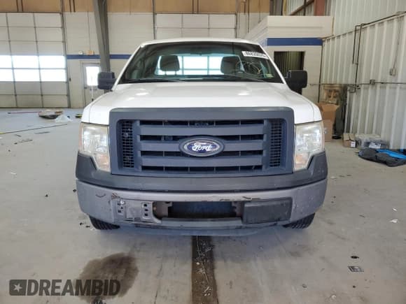 ✅ 2012 Ford F-150 XL • VIN: 1FTMF1CM8CFA99799 • Lot: 86820025. Listed on Copart with 180,732 mi. Free auction sales archive from the USA and detailed vehicle history report at DreamBid. Image 5.