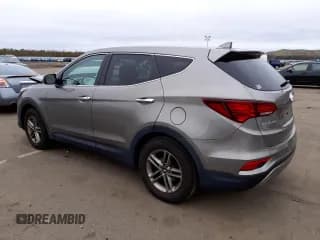 ✅ 2017 Hyundai Santa Fe 2.4L • VIN: 5XYZTDLBXHG418865 • Лот: 72195542. Опубликован ранее на Copart с пробегом 131 058 миль. Бесплатный доступ к архиву аукционных продаж из США и подробный отчёт об истории автомобиля на DreamBid. Изображение 2.
