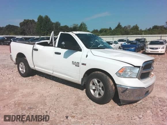 2020 Ram 1500 Tradesman z VIN 3C6RR6KT9LG219151, wystawiony jako Copart lot #68073195 z przebiegiem 142 436 mil mil oraz Szkoda całkowita • Salvage title. Historia ofert i sprzedaży dostępna na DreamBid. Obrazek 4.