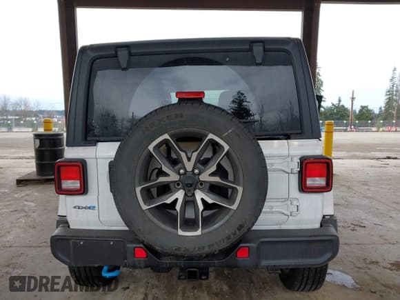 ✅ 2024 Jeep Wrangler Willys • VIN: 1C4RJXN65RW199230 • Лот: 41642606. Опубликован ранее на IAAI с пробегом Не указан. Бесплатный доступ к архиву аукционных продаж из США и подробный отчёт об истории автомобиля на DreamBid. Изображение 16.