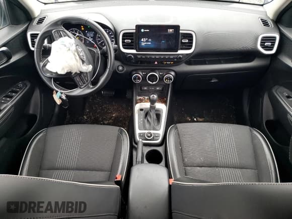 ✅ 2022 Hyundai Venue Limited • VIN: KMHRC8A3XNU161361 • Lot: 81605884. Listed on Copart with 21,056 mi. Free auction sales archive from the USA and detailed vehicle history report at DreamBid. Image 8.