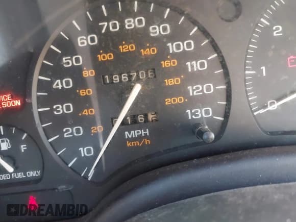 ✅ 1996 Saturn SL • VIN: 1G8ZK527XTZ254110 • Lot: 43719568. Listed on IAAI with 196,706 mi. Free auction sales archive from the USA and detailed vehicle history report at DreamBid. Image 7.