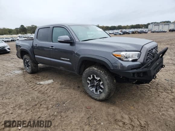 ✅ 2022 Toyota Tacoma TRD Off Road • VIN: 3TMCZ5AN6NM474789 • Lot: 89924175. Wystawiony na Copart z przebiegiem 88 749 mil. Bezpłatny archiwum sprzedaży aukcyjnych z USA i szczegółowy raport historii pojazdu na DreamBid. Zdjęcie 4.