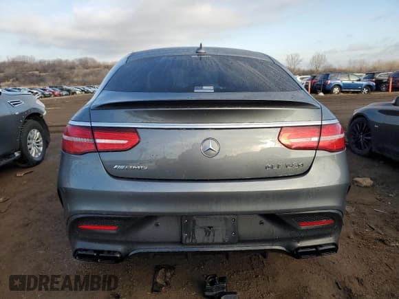 ✅ 2017 Mercedes-Benz GLE 63 S AMG • VIN: 4JGED7FB9HA056189 • Lot: 85035304. Wystawiony na Copart z przebiegiem 82 664 mil. Bezpłatny archiwum sprzedaży aukcyjnych z USA i szczegółowy raport historii pojazdu na DreamBid. Zdjęcie 6.