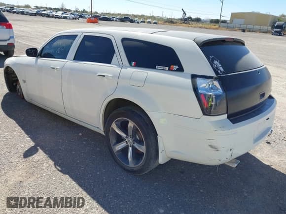 ✅ 2006 Dodge Magnum R/T • VIN: 2D4GV57246H204179 • Lot: 43650901. Listed on IAAI with Not provided. Free auction sales archive from the USA and detailed vehicle history report at DreamBid. Image 3.