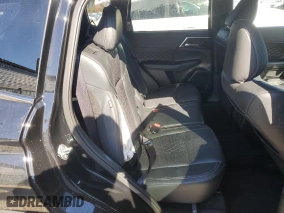 ✅ 2024 Mitsubishi Outlander SEL • VIN: JA4J4WA85RZ086263 • Lot: 93044085. Listed on Copart with 69,865 mi. Free auction sales archive from the USA and detailed vehicle history report at DreamBid. Image 11.