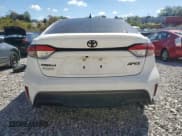 ✅ 2022 Toyota Corolla SE Nightshade • VIN: 5YFS4MCE6NP104307 • Lot: 82428005. Wystawiony na Copart z przebiegiem 51 722 mil. Bezpłatny archiwum sprzedaży aukcyjnych z USA i szczegółowy raport historii pojazdu na DreamBid. Zdjęcie 6.