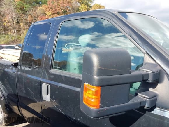 ✅ 2012 Ford F-250 XL • VIN: 1FT7X2B61CEB90910 • Lot: 43516373. Wystawiony na IAAI z przebiegiem 99 252 mil. Bezpłatny archiwum sprzedaży aukcyjnych z USA i szczegółowy raport historii pojazdu na DreamBid. Zdjęcie 13.