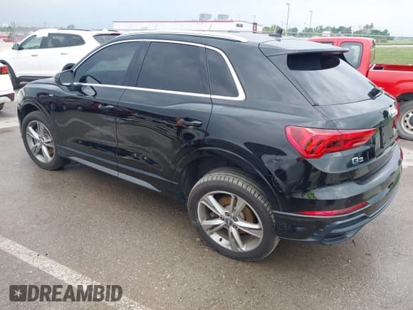 ✅ 2020 Audi Q3 S line Premium Plus • VIN: WA1EECF34L1098727 • Lot: 42407030. Wystawiony na IAAI z przebiegiem 92 662 mil. Bezpłatny archiwum sprzedaży aukcyjnych z USA i szczegółowy raport historii pojazdu na DreamBid. Zdjęcie 3.