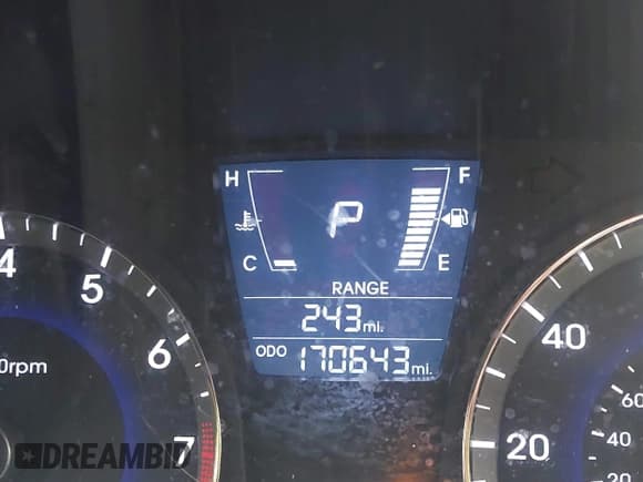 ✅ 2013 Hyundai Accent GS • VIN: KMHCT5AE1DU061105 • Lot: 43605215. Wystawiony na IAAI z przebiegiem 170 643 mil. Bezpłatny archiwum sprzedaży aukcyjnych z USA i szczegółowy raport historii pojazdu na DreamBid. Zdjęcie 7.