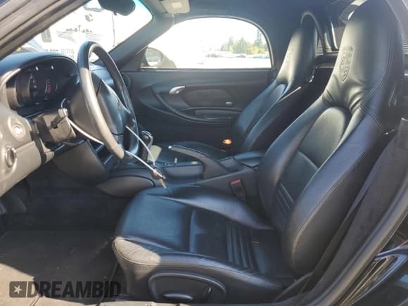 ✅ 2003 Porsche Boxster • VIN: WP0CA29803U623307 • Lot: 70083935. Listed on Copart with 82,372 mi. Free auction sales archive from the USA and detailed vehicle history report at DreamBid. Image 7.