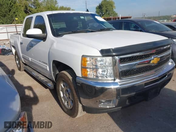 2011 Chevrolet Silverado 1500 LT with VIN 3GCPKSE30BG276541, listed as a IAAI auction lot 43330976 with 241,910 mi miles and . Bid and sale history available at DreamBid. Image 1.