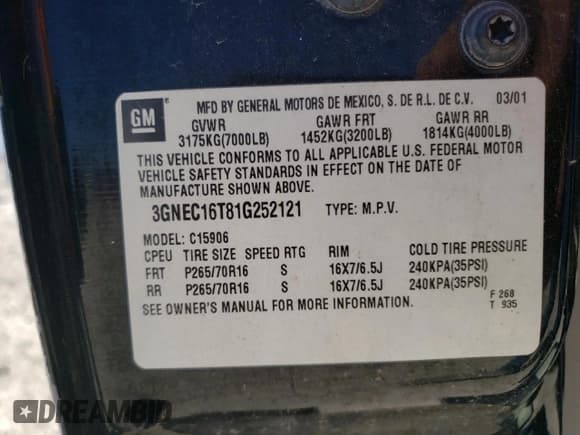 ✅ 2001 Chevrolet Suburban LS • VIN: 3GNEC16T81G252121 • Лот: 48796565. Опубликован ранее на Copart с пробегом 303 289 миль. Бесплатный доступ к архиву аукционных продаж из США и подробный отчёт об истории автомобиля на DreamBid. Изображение 13.