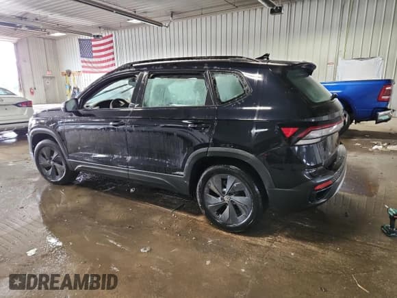 ✅ 2025 Volkswagen Taos S • VIN: 3VV5C7B22SM044555 • Лот: 71500465. Опубликован ранее на Copart с пробегом Не указан. Бесплатный доступ к архиву аукционных продаж из США и подробный отчёт об истории автомобиля на DreamBid. Изображение 2.