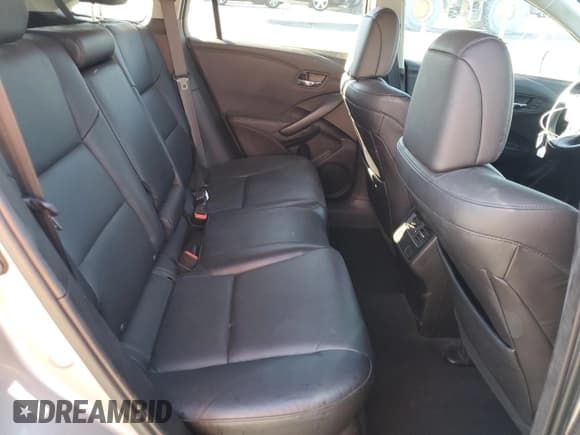 ✅ 2017 Acura RDX • VIN: 5J8TB3H38HL008477 • Лот: 86709265. Опубликован ранее на Copart с пробегом 98 704 миль. Бесплатный доступ к архиву аукционных продаж из США и подробный отчёт об истории автомобиля на DreamBid. Изображение 11.