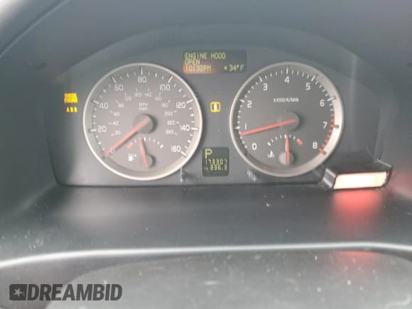 ✅ 2005 Volvo S40 • VIN: YV1MS682252047542 • Lot: 86711624. Listed on Copart with 173,307 mi. Free auction sales archive from the USA and detailed vehicle history report at DreamBid. Image 9.