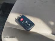 ✅ 2008 Toyota Highlander • VIN: JTEEW41A082019582 • Lot: 43549234. Listed on IAAI with 263,233 mi. Free auction sales archive from the USA and detailed vehicle history report at DreamBid. Image 11.