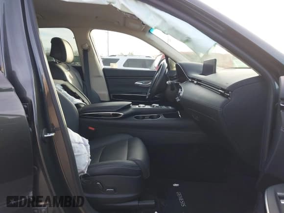 ✅ 2025 Genesis GV70 2.5T • VIN: KMUMADTB7SU205228 • Lot: 43907738. Wystawiony na IAAI z przebiegiem 26 435 mil. Bezpłatny archiwum sprzedaży aukcyjnych z USA i szczegółowy raport historii pojazdu na DreamBid. Zdjęcie 5.