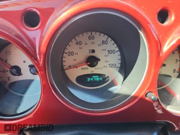 ✅ 2005 Chrysler PT Cruiser Touring • VIN: 3C3EY55XX5T338165 • Лот: 82237725. Опубликован ранее на Copart с пробегом 34 784 миль. Бесплатный доступ к архиву аукционных продаж из США и подробный отчёт об истории автомобиля на DreamBid. Изображение 9.