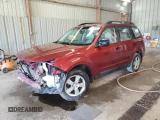 2013 Subaru Forester X с VIN JF2SHABC6DH424693, выставлен на аукционе Copart как лот 81099755 с пробегом 135 235 миль миль и Списание • Salvage title. История ставок и продаж доступна на DreamBid. Изображение 1.