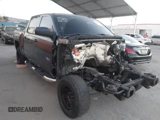 ✅ 2018 Chevrolet Silverado 1500 LT • VIN: 3GCUCRER4JG395155 • Lot: 43554347. Wystawiony na IAAI z przebiegiem Nie podano. Bezpłatny archiwum sprzedaży aukcyjnych z USA i szczegółowy raport historii pojazdu na DreamBid. Zdjęcie 1.