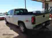 ✅ 2007 Chevrolet Silverado 1500 Work Truck • VIN: 1GCEK19V37Z186739 • Lot: 43498078. Wystawiony na IAAI z przebiegiem 343 643 mil mil. Skorzystaj z bezpłatnego archiwum sprzedaży aukcyjnych z USA i zobacz szczegółowy raport historii pojazdu na DreamBid. Zdjęcie 13.