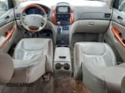 ✅ 2010 Toyota Sienna XLE • VIN: 5TDDK4CC9AS033764 • Lot: 94349365. Listed on Copart with 175,823 mi. Free auction sales archive from the USA and detailed vehicle history report at DreamBid. Image 8.