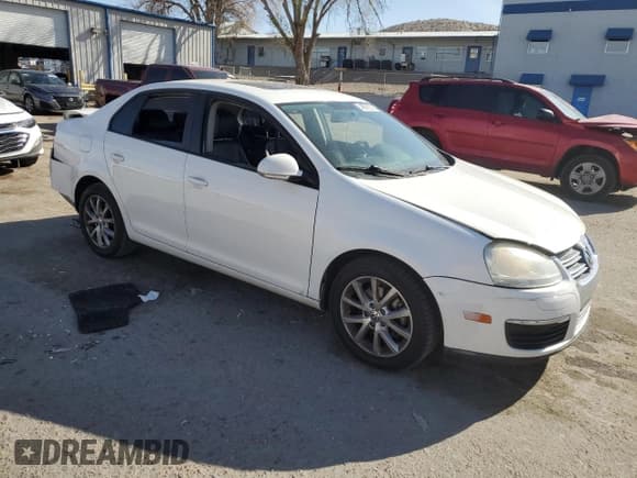 ✅ 2010 Volkswagen Jetta Limited Edition • VIN: 3VWRZ7AJ9AM108061 • Lot: 48591085. Listed on Copart with 193,216 mi. Free auction sales archive from the USA and detailed vehicle history report at DreamBid. Image 4.