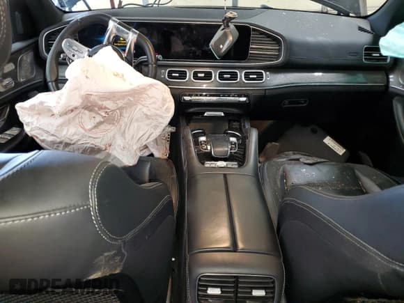 ✅ 2023 Mercedes-Benz GLE 53 AMG • VIN: 4JGFB6BE9PA868885 • Lot: 42958715. Listed on Copart with 40,632 mi. Free auction sales archive from the USA and detailed vehicle history report at DreamBid. Image 8.