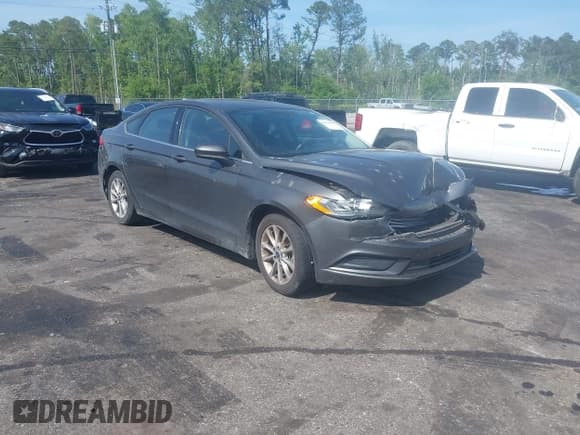 ✅ 2017 Ford Fusion SE • VIN: 3FA6P0H76HR259097 • Лот: 42133090. Опубликован ранее на IAAI с пробегом 187 400 миль. Бесплатный доступ к архиву аукционных продаж из США и подробный отчёт об истории автомобиля на DreamBid. Изображение 1.