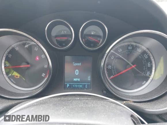 ✅ 2011 Buick Regal CXL RL4 • VIN: W04GS5EC9B1006007 • Lot: 42215556. Listed on IAAI with 173,138 mi. Free auction sales archive from the USA and detailed vehicle history report at DreamBid. Image 7.