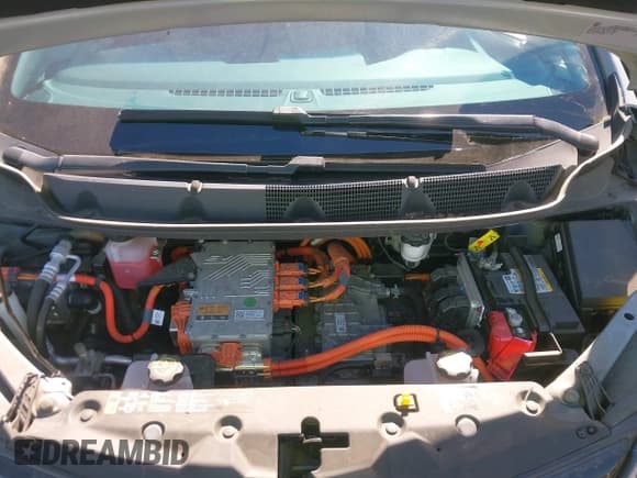 ✅ 2019 Chevrolet Bolt EV LT • VIN: 1G1FY6S01K4101703 • Lot: 40755775. Wystawiony na IAAI z przebiegiem 73 808 mil. Bezpłatny archiwum sprzedaży aukcyjnych z USA i szczegółowy raport historii pojazdu na DreamBid. Zdjęcie 10.