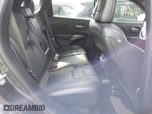 ✅ 2021 Jeep Cherokee Latitude Lux • VIN: 1C4PJMMX9MD186078 • Лот: 41660896. Опубликован ранее на IAAI с пробегом 63 711 миль. Бесплатный доступ к архиву аукционных продаж из США и подробный отчёт об истории автомобиля на DreamBid. Изображение 8.