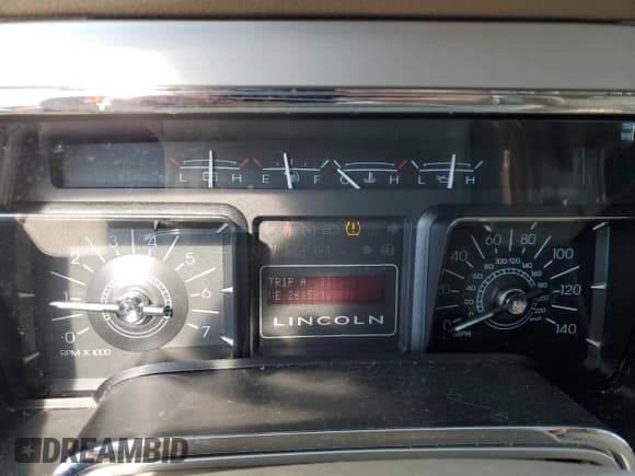 ✅ 2008 Lincoln Navigator • VIN: 5LMFL28578LJ18322 • Lot: 43410525. Listed on Copart with 261,581 mi. Free auction sales archive from the USA and detailed vehicle history report at DreamBid. Image 9.