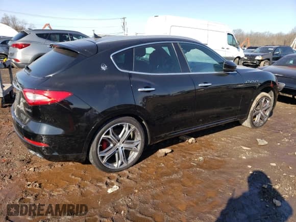 ✅ 2019 Maserati Levante S • VIN: ZN661YUA1KX308215 • Lot: 42875134. Wystawiony na Copart z przebiegiem Nie podano. Bezpłatny archiwum sprzedaży aukcyjnych z USA i szczegółowy raport historii pojazdu na DreamBid. Zdjęcie 3.