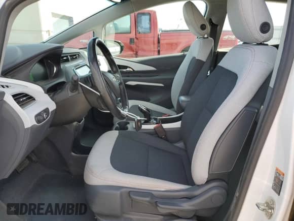 2019 Chevrolet Bolt EV LT z VIN 1G1FY6S00K4108187, wystawiony jako Copart lot #46450684 z przebiegiem 72 282 mil mil oraz . Historia ofert i sprzedaży dostępna na DreamBid. Obrazek 7.