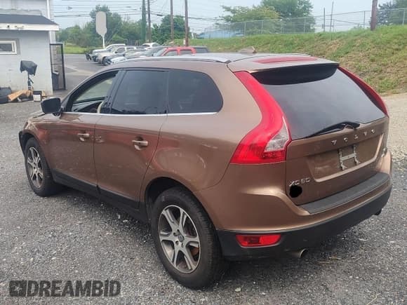 ✅ 2012 Volvo XC60 3.0L • VIN: YV4902DZ0C2293142 • Lot: 67957495. Wystawiony na Copart z przebiegiem 110 170 mil. Bezpłatny archiwum sprzedaży aukcyjnych z USA i szczegółowy raport historii pojazdu na DreamBid. Zdjęcie 3.